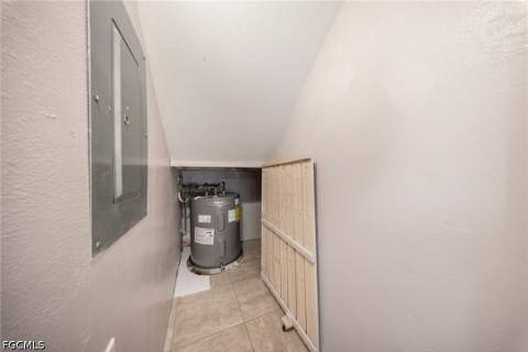 1570 Park Meadows Dr 1, Fort Myers FL - photo 12 of 27