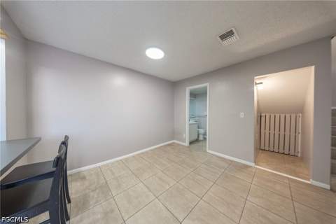 1570 Park Meadows Dr 1, Fort Myers FL - photo 8 of 27