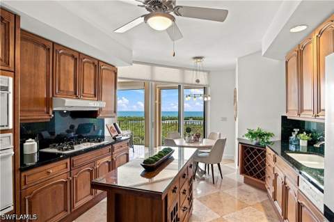 6597 Nicholas Blvd 1005, Naples FL - photo 12 of 49