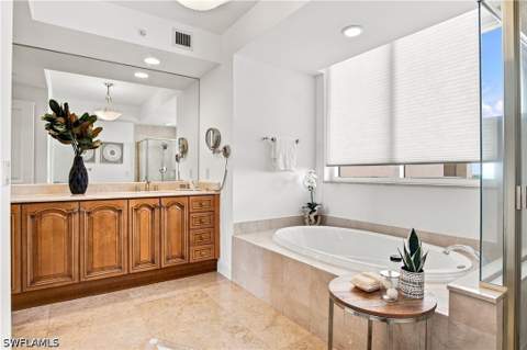 6597 Nicholas Blvd 1005, Naples FL - photo 19 of 49