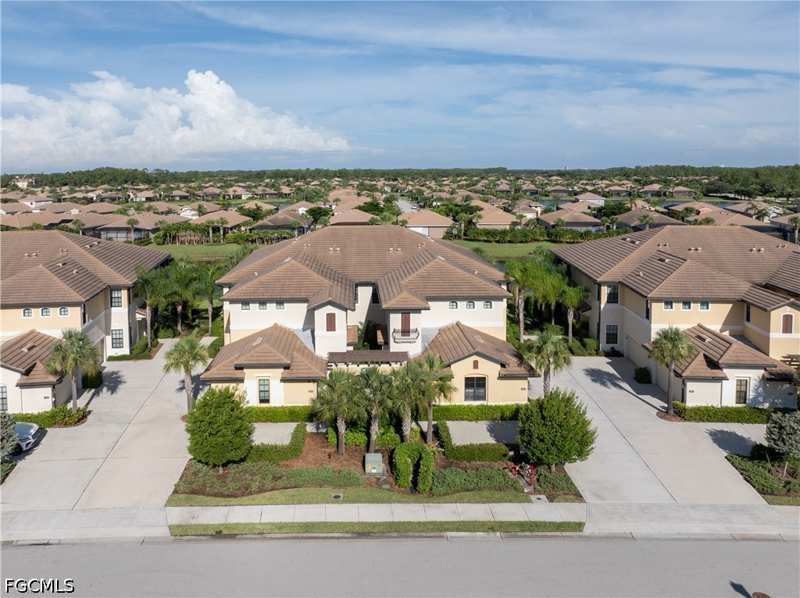 3 bedroom Condominium at 10502 Casella Way 102, Casella, Fort Myers — photo 1