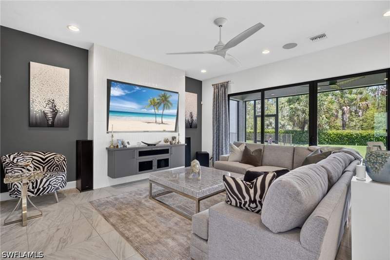 4 bedroom SingleFamilyResidence at 20390 Fair Oak Ln, Rivercreek In Estero, Estero — photo 3