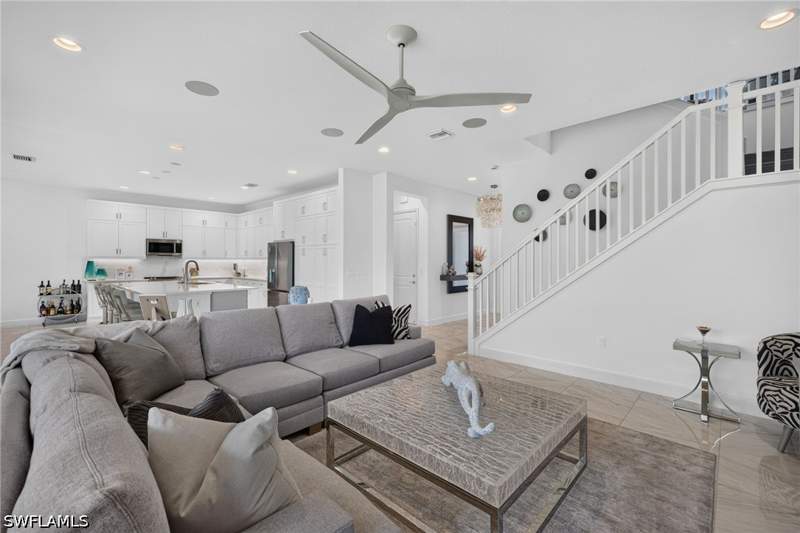 4 bedroom SingleFamilyResidence at 20390 Fair Oak Ln, Rivercreek In Estero, Estero — photo 5