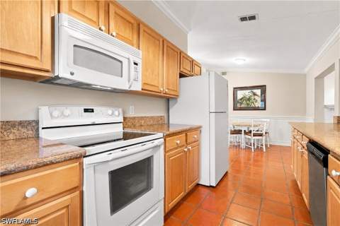 4561 1st Ave SW, Naples FL - photo 11 of 48