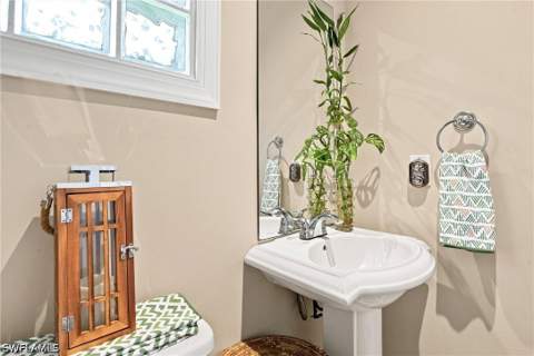 4561 1st Ave SW, Naples FL - photo 18 of 48