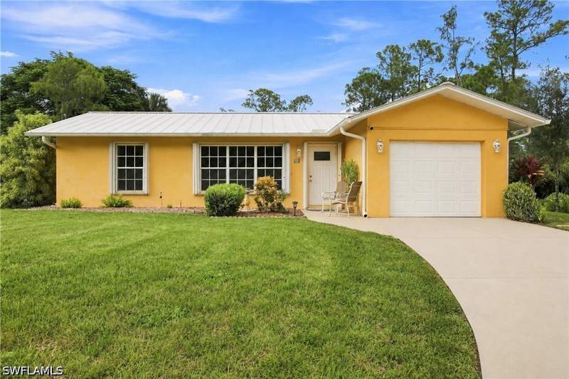 3 bedroom SingleFamilyResidence at 4561 1st Ave SW, Collier Woods, Naples — photo 2