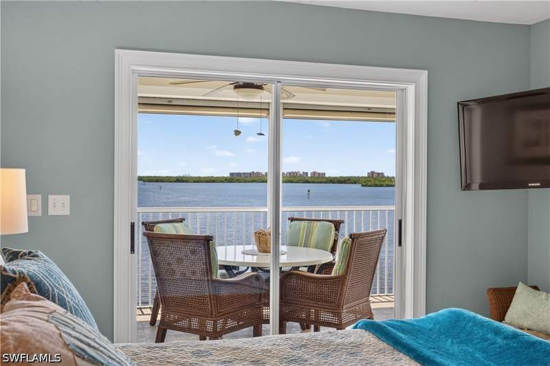 2 bedroom Condominium at 4895 Bonita Beach Rd 204-(3 floors up), Hickory Bay West, Bonita Springs — photo 2