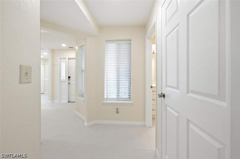 2 bedroom Condominium at 506 Courtside Dr E201, Courtside Commons, Naples — photo 2