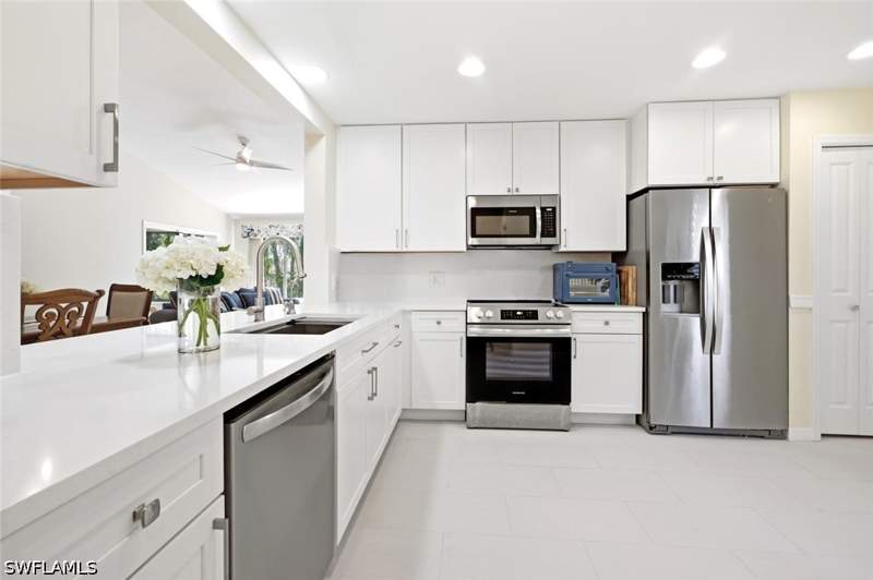 2 bedroom Condominium at 506 Courtside Dr E201, Courtside Commons, Naples — photo 3