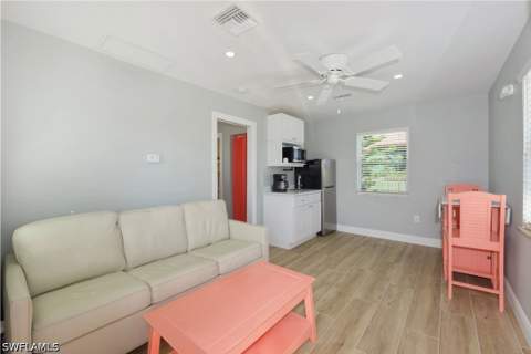 210 Dakota Ave, Fort Myers Beach FL - photo 22 of 34