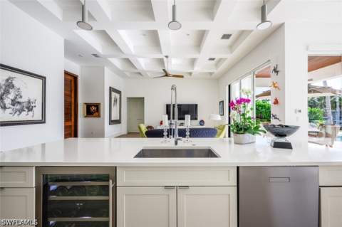 1880 Sandpiper St, Naples FL - photo 12 of 43