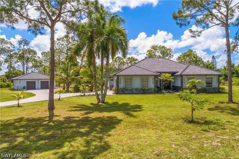3 bedroom SingleFamilyResidence at 3280 66th St SW, Golden Gate Estates, Naples — photo 1