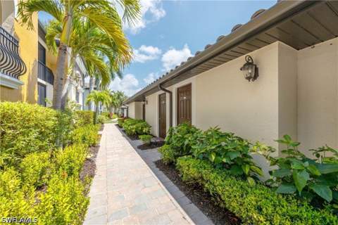 9517 Avellino Way 2215, Naples FL - photo 12 of 41