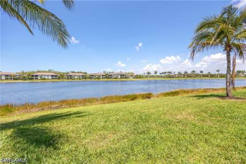 9517 Avellino Way 2215, Naples FL - photo 6 of 41
