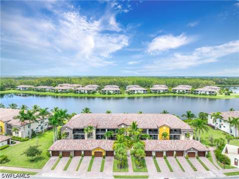9517 Avellino Way 2215, Naples FL - photo 9 of 41