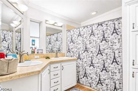 9790 Creekwood Ln, Fort Myers FL - photo 12 of 17