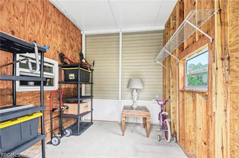 9790 Creekwood Ln, Fort Myers FL - photo 15 of 17
