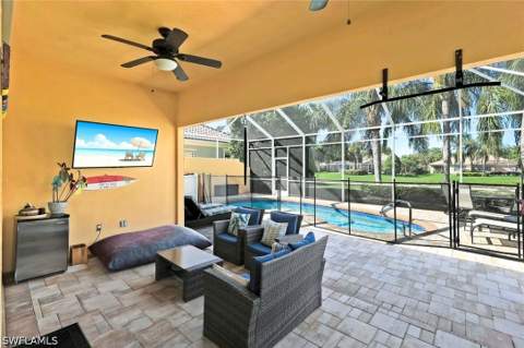 28032 Eagle Ray Ct, Bonita Springs FL - photo 17 of 38