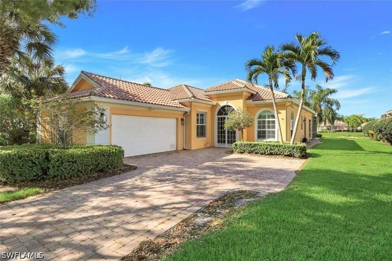 3 bedroom SingleFamilyResidence at 28032 Eagle Ray Ct, Village Walk Of Bonita Springs, Bonita Springs — photo 3