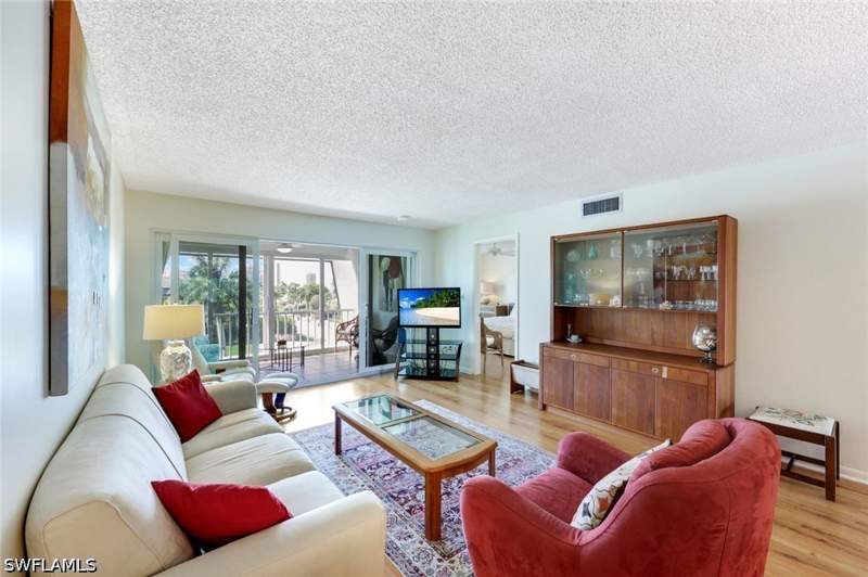 2 bedroom Condominium at 4200 Belair Ln 302, Harborside Terrace, Naples — photo 3