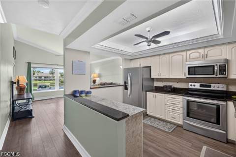 8382 Charter Club Cir 6, Fort Myers FL - photo 8 of 42