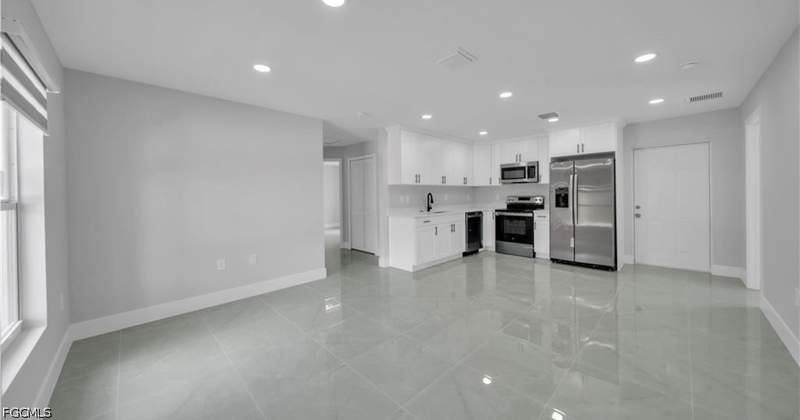 3 bedroom SingleFamilyResidence at 3600 Irma Ave N, Lehigh Acres, Lehigh Acres — photo 4