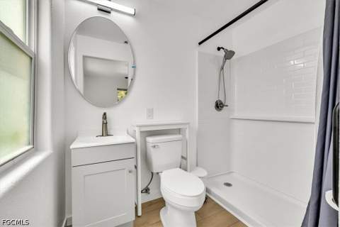 537 Capitol St, North Fort Myers FL - photo 15 of 36