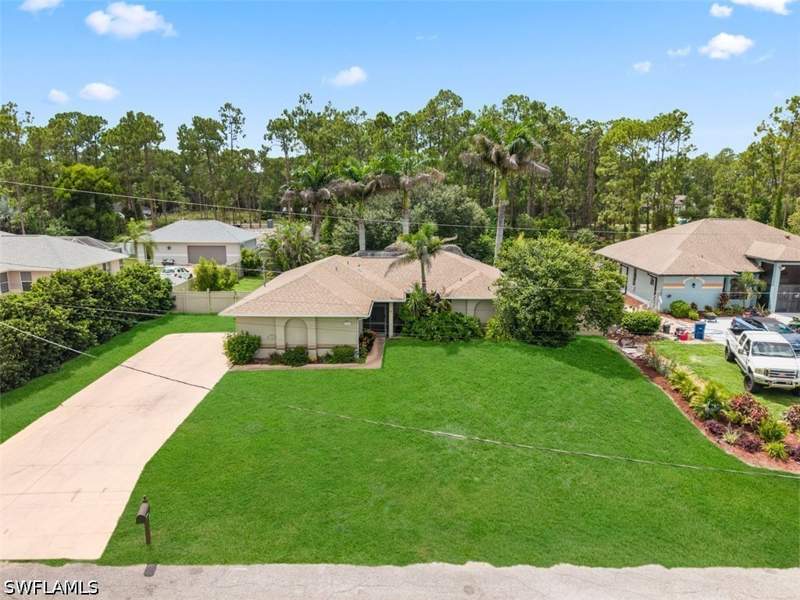 3 bedroom SingleFamilyResidence at 1111 Thompson Ave, Lehigh Acres, Lehigh Acres — photo 2