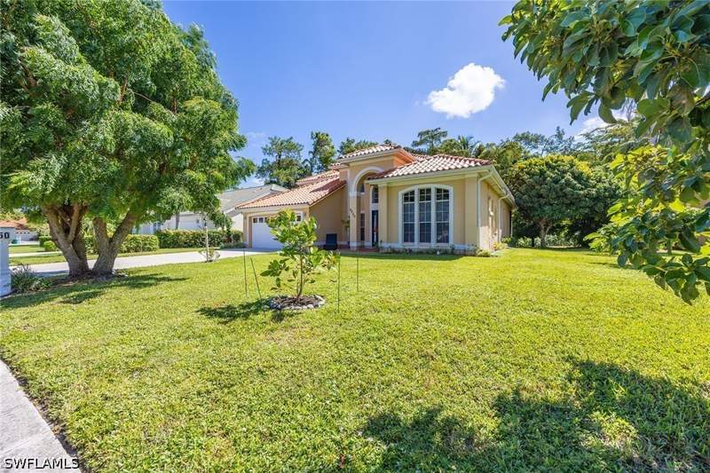 4 bedroom SingleFamilyResidence at 5050 Mabry Dr, Crown Pointe East, Naples — photo 3