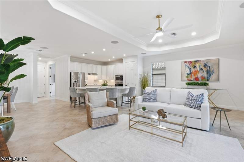 3 bedroom SingleFamilyResidence at 9479 Piacere Way, Pavia, Naples — photo 3