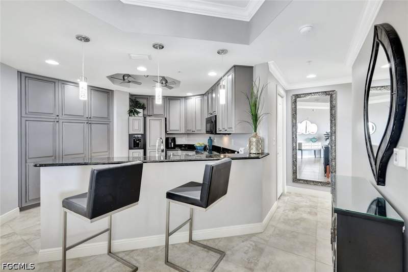3 bedroom Condominium at 5781 Cape Harbour Dr 1201, Marina South II, Cape Coral — photo 3