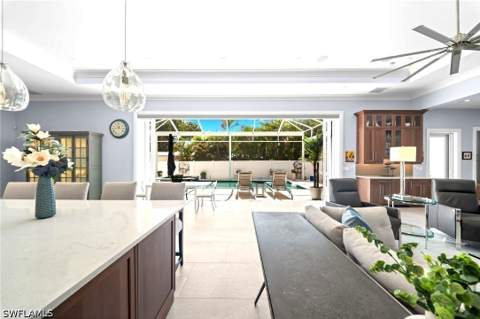 665 10th St N, Naples FL - photo 8 of 45