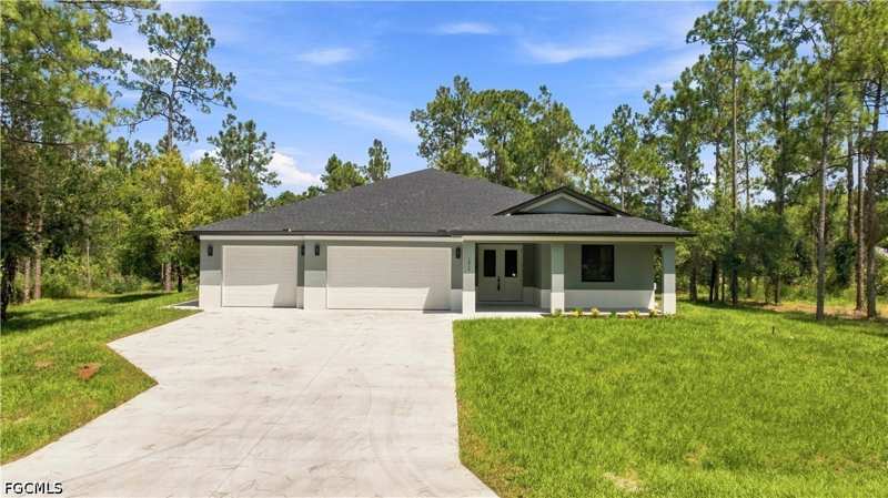 4 bedroom SingleFamilyResidence at 1214 Acacia Ave, Lehigh Acres, Lehigh Acres — photo 1