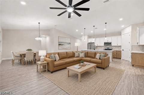 1214 Acacia Ave, Lehigh Acres FL - photo 21 of 50
