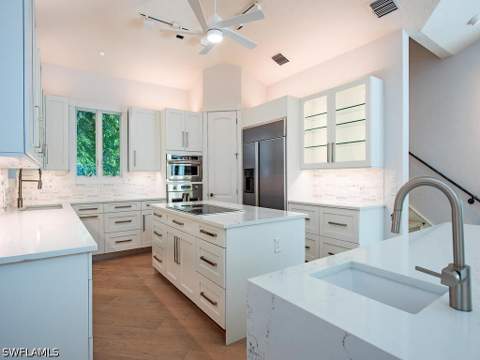 180 7th Ave S, Naples FL - photo 7 of 19