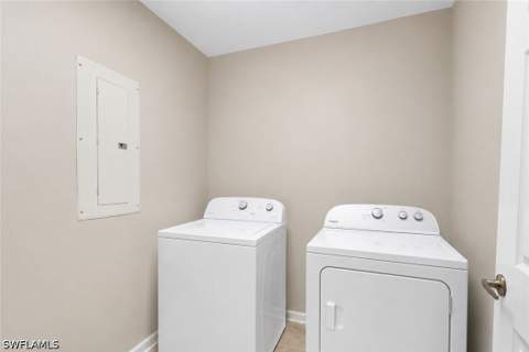 5470 16th Pl SW 101, Naples FL - photo 16 of 19