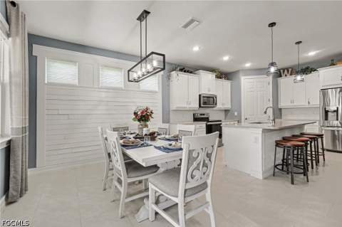3156 Apple Blossom Dr, Alva FL - photo 6 of 37