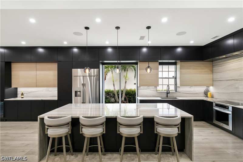 4 bedroom SingleFamilyResidence at 3007 Ellice Way, Island Walk, Naples — photo 1