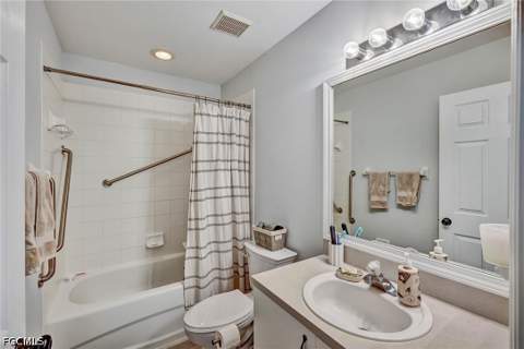 15441 Bellamar Cir 1113, Fort Myers FL - photo 21 of 46