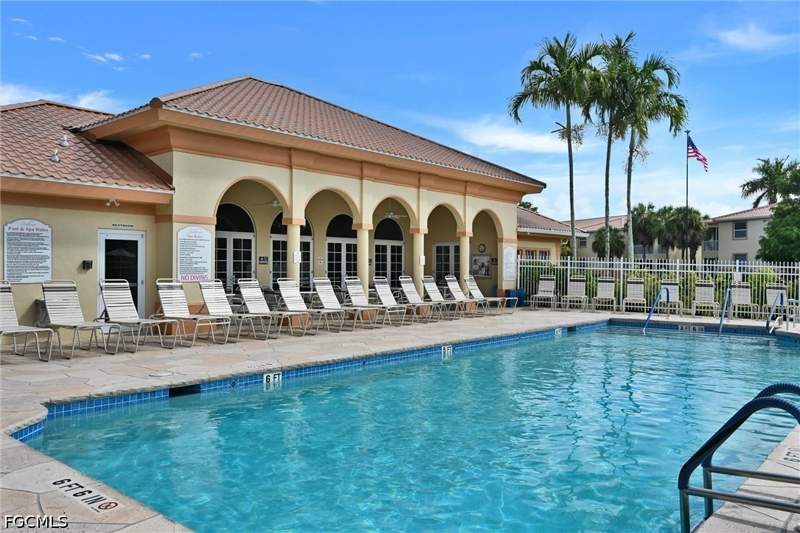 3 bedroom Condominium at 15441 Bellamar Cir 1113, Bellamar, Fort Myers — photo 4