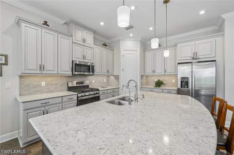 8131 Lucello Ter S, Naples FL - photo 10 of 47
