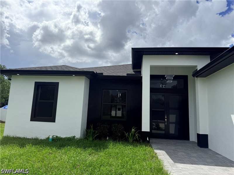 4 bedroom SingleFamilyResidence at 1409 Roosevelt Ave, Lehigh Acres, Lehigh Acres — photo 1