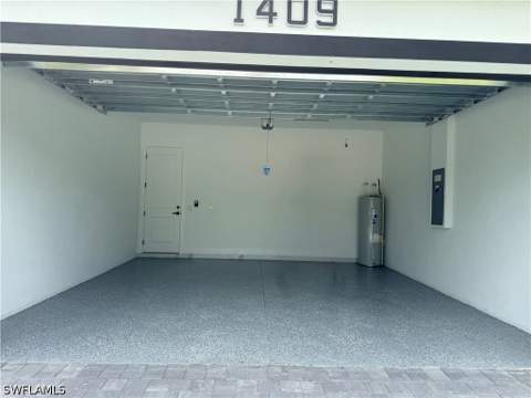 1409 Roosevelt Ave, Lehigh Acres FL - photo 10 of 27