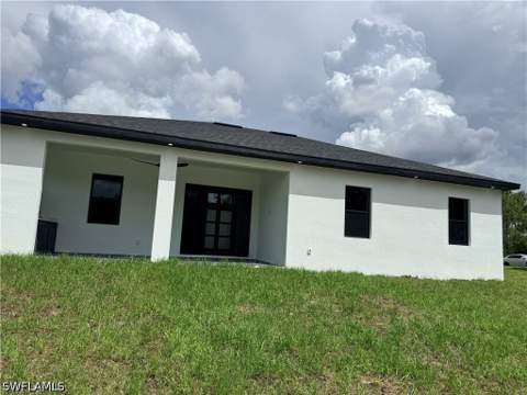 1409 Roosevelt Ave, Lehigh Acres FL - photo 12 of 27