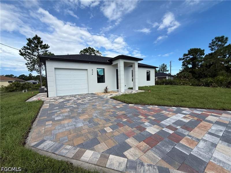 3 bedroom SingleFamilyResidence at 824 Dawhert Ave S, Lehigh Acres, Lehigh Acres — photo 2