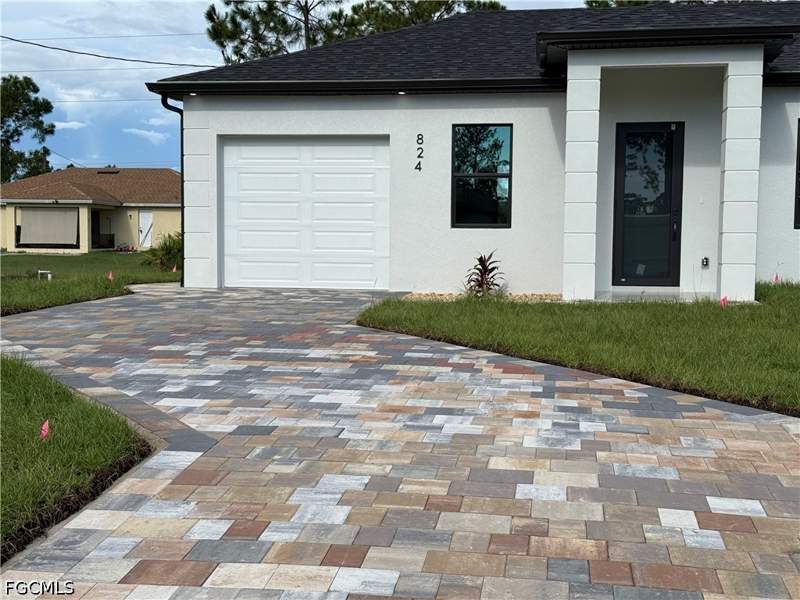 3 bedroom SingleFamilyResidence at 824 Dawhert Ave S, Lehigh Acres, Lehigh Acres — photo 3