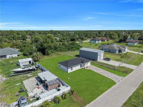 747 Fleming Ave S, Lehigh Acres FL - photo 24 of 28