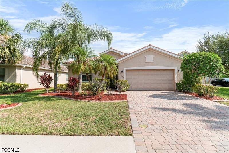 3 bedroom SingleFamilyResidence at 11430 Icarus Cir, Olympia Pointe, Lehigh Acres — photo 2