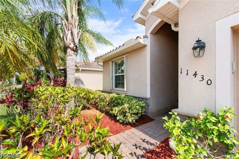 3 bedroom SingleFamilyResidence at 11430 Icarus Cir, Olympia Pointe, Lehigh Acres — photo 4