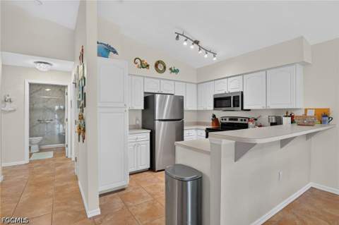 4041 SE 11th Pl 207, Cape Coral FL - photo 9 of 45